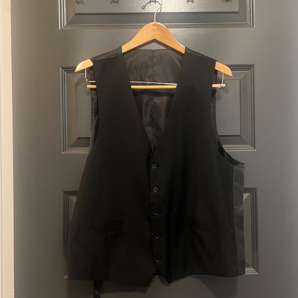 Angelo Rossi - Solid Black - Three Piece Suit - Picture 3 of 6